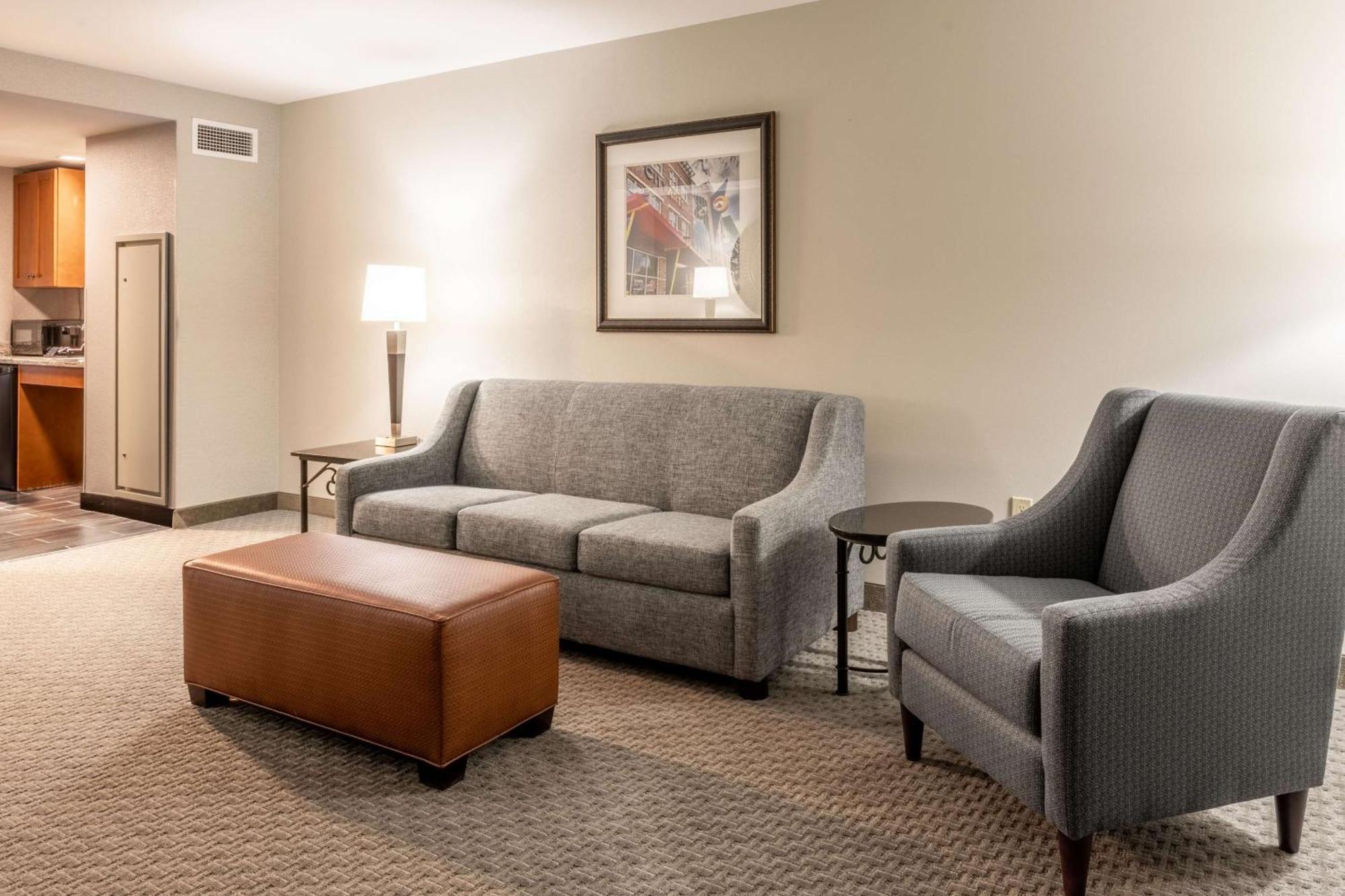 Drury Plaza Hotel Broadview Wichita Eksteriør bilde