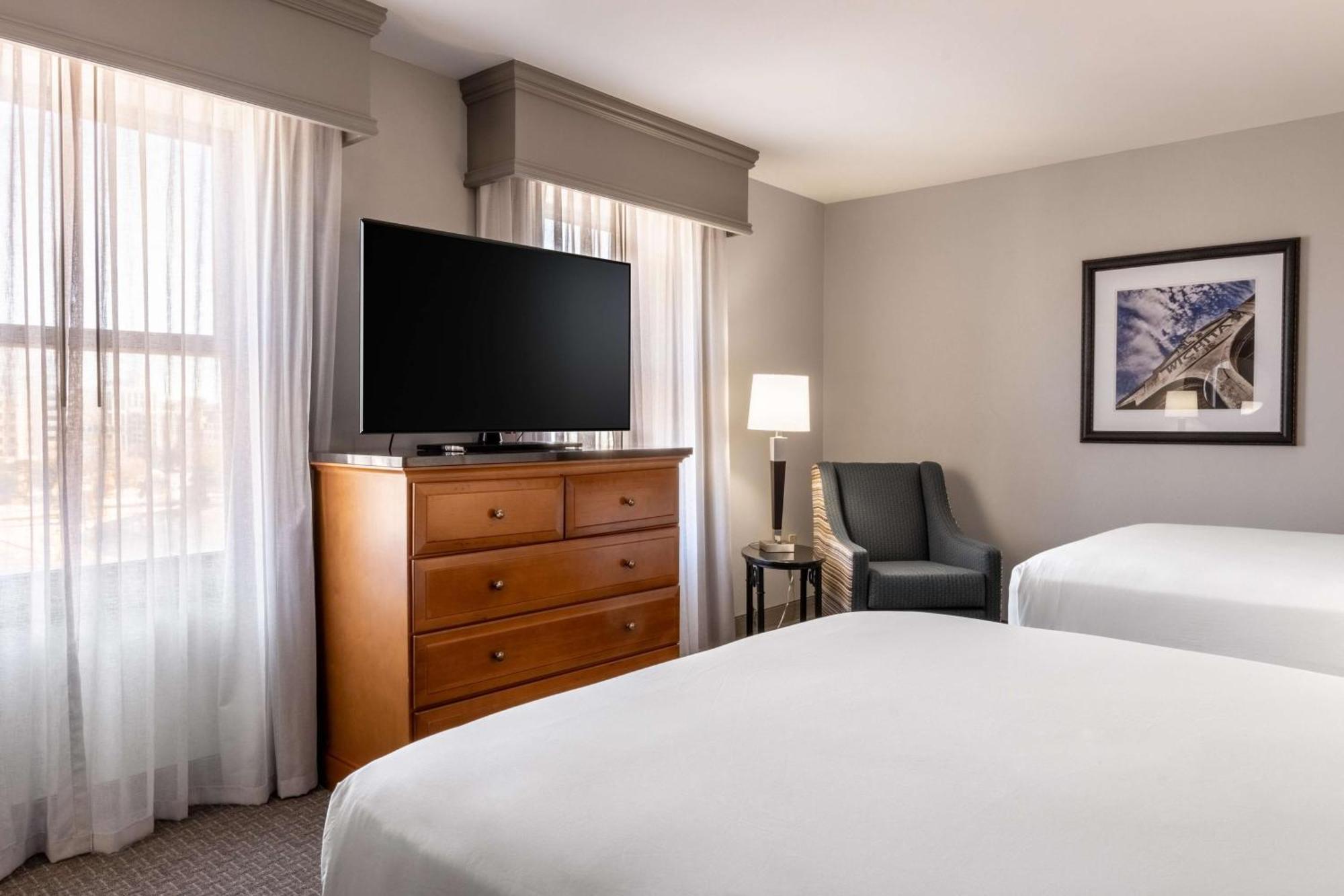 Drury Plaza Hotel Broadview Wichita Eksteriør bilde