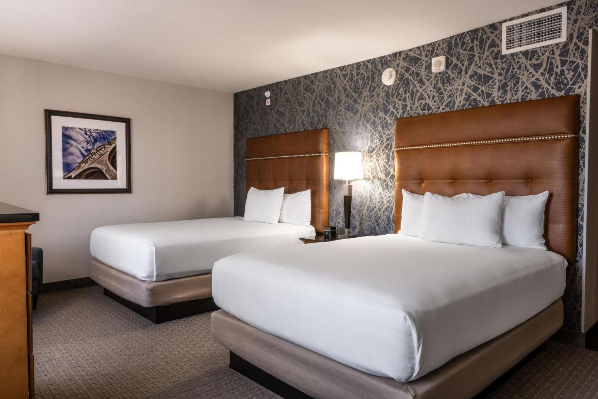 Drury Plaza Hotel Broadview Wichita Eksteriør bilde