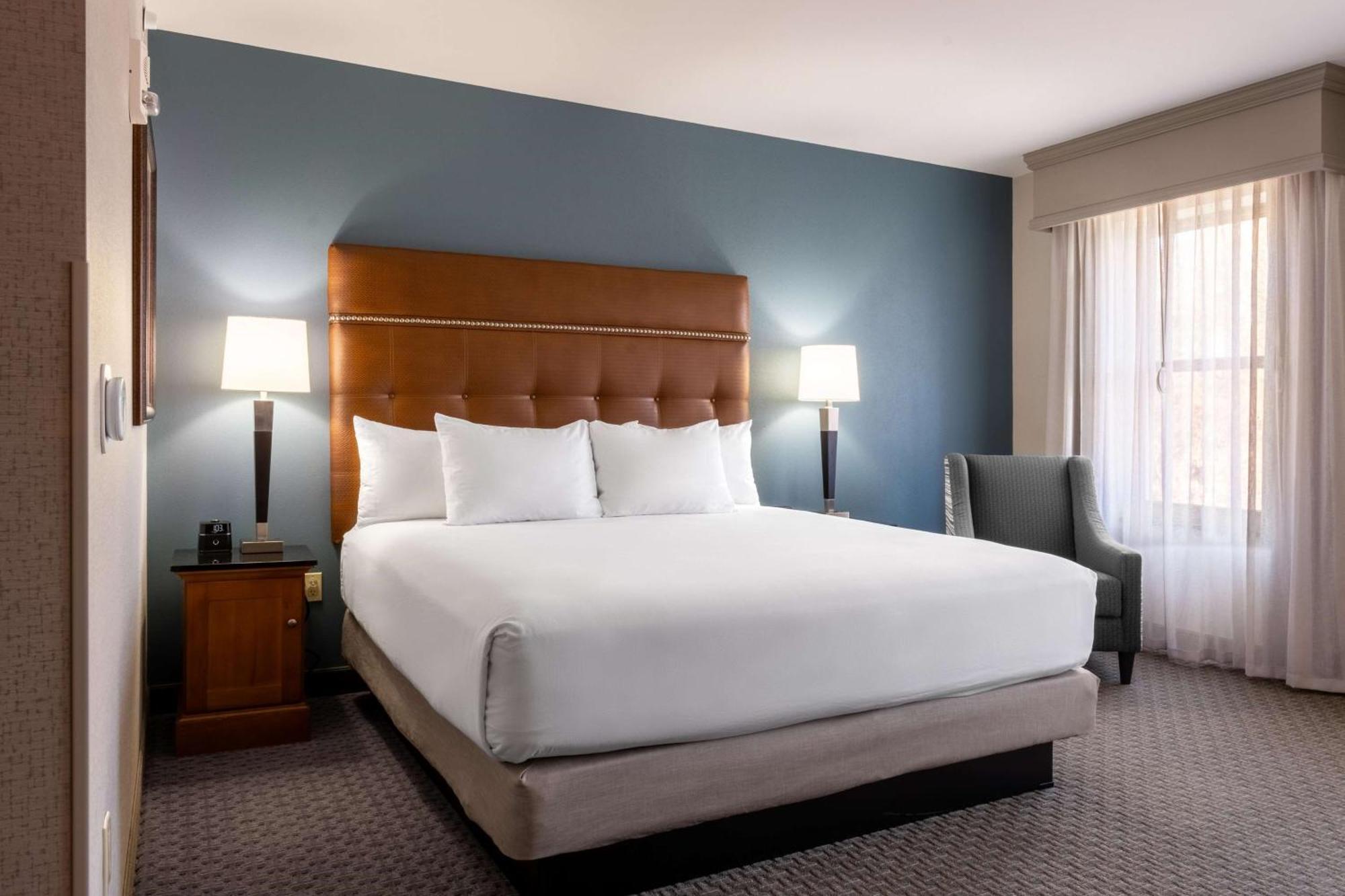 Drury Plaza Hotel Broadview Wichita Eksteriør bilde