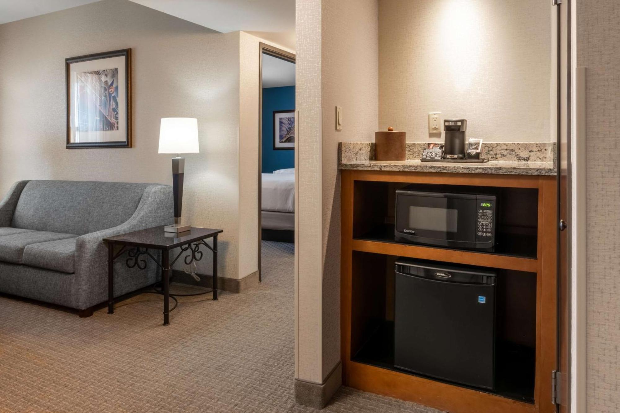 Drury Plaza Hotel Broadview Wichita Eksteriør bilde