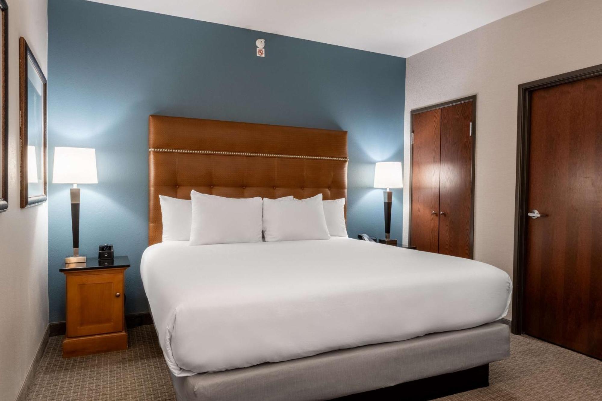 Drury Plaza Hotel Broadview Wichita Eksteriør bilde